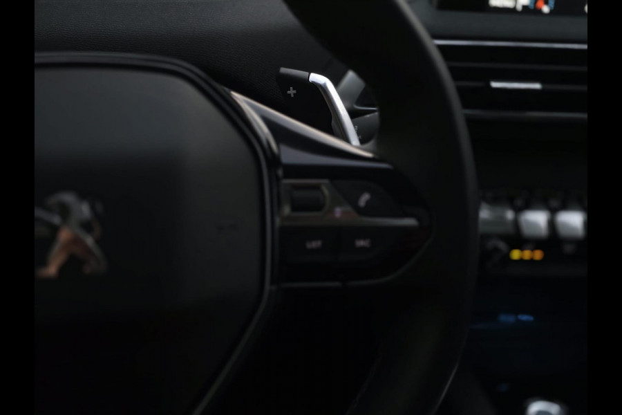 Peugeot 3008 1.2 PureTech Allure |PANO|STOELVER.|TREKHAAK Peugeot 3008 1.2 PureTech Allure |PANO|STOELVER.|TREKHAAK
