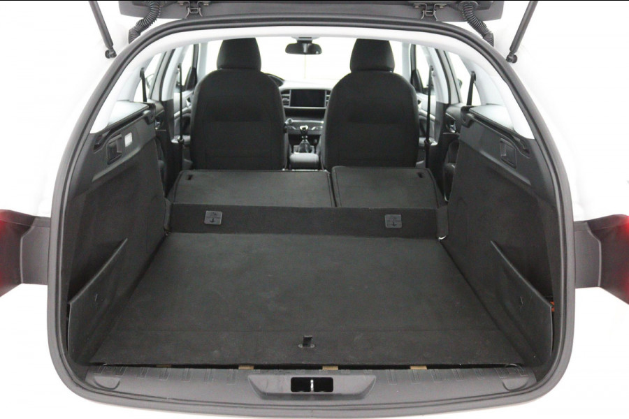 Peugeot 308 SW 1.2 *110PK*ECC*NAVI*CAM*HAAK*CRUISE*CARPLAY*