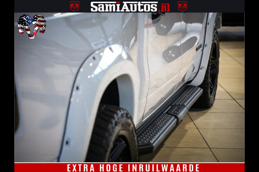 Dodge Ram 1500 GEEN MEERPRIJS | ALL IN | HELLCAT WHEELS | WIDE BODY | Laramie Night | 420Pk 636 Nn | Extra Groot Scherm + Passagiers Scher Comfortabele Dubbele Cabine met Royale 5 Zitplaatsen | Nu Leverbaar uit Voorraad | Voorraad Nr 2223 - 5047