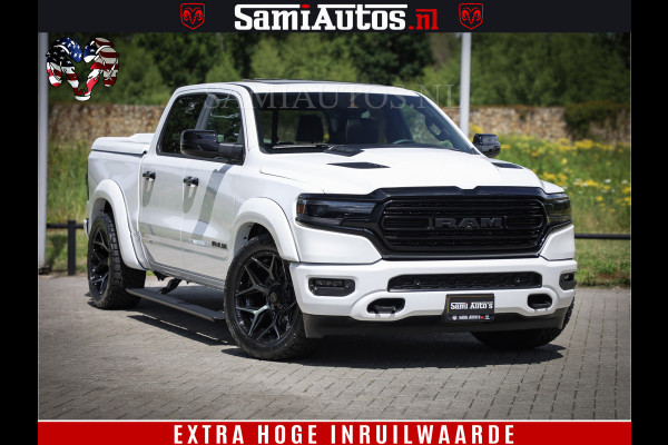 Dodge Ram 1500 Limited Night | 5.7 V8 Hemi Full Option | Comfortabele Dubbele Cabine met Royale 5 Zitplaatsen | De Meest Luxe en Volle Pick-Up in zijn Klasse | BPM vrij | Nu Leverbaar uit Voorraad | Voorraad Nr v45lpr