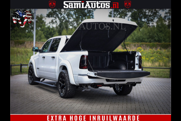 Dodge Ram 1500 Limited Night | 5.7 V8 Hemi Full Option | Comfortabele Dubbele Cabine met Royale 5 Zitplaatsen | De Meest Luxe en Volle Pick-Up in zijn Klasse | BPM vrij | Nu Leverbaar uit Voorraad | Voorraad Nr v45lpr