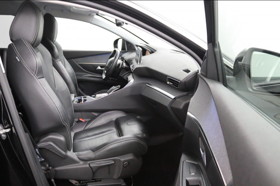 Peugeot 5008 1.2 PureTech*NAVI*CAM*HAAK*CRUISE*ECC*CARPLAY*7PER Peugeot 5008 1.2 PureTech*NAVI*CAM*HAAK*CRUISE*ECC*CARPLAY*7PER