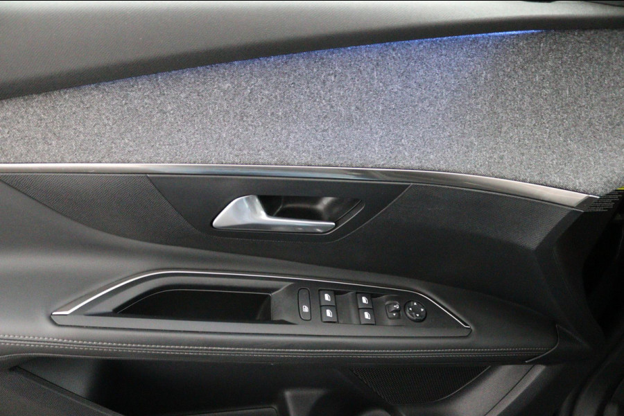 Peugeot 5008 1.2 PureTech*NAVI*CAM*HAAK*CRUISE*ECC*CARPLAY*7PER Peugeot 5008 1.2 PureTech*NAVI*CAM*HAAK*CRUISE*ECC*CARPLAY*7PER