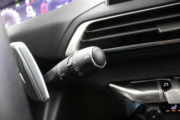 Peugeot 5008 1.2 PureTech*NAVI*CAM*HAAK*CRUISE*ECC*CARPLAY*7PER Peugeot 5008 1.2 PureTech*NAVI*CAM*HAAK*CRUISE*ECC*CARPLAY*7PER