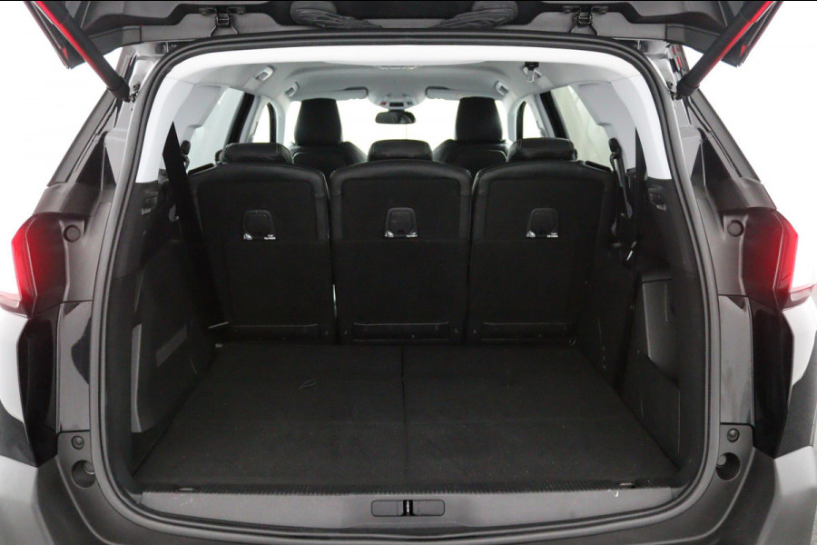 Peugeot 5008 1.2 PureTech*NAVI*CAM*HAAK*CRUISE*ECC*CARPLAY*7PER Peugeot 5008 1.2 PureTech*NAVI*CAM*HAAK*CRUISE*ECC*CARPLAY*7PER