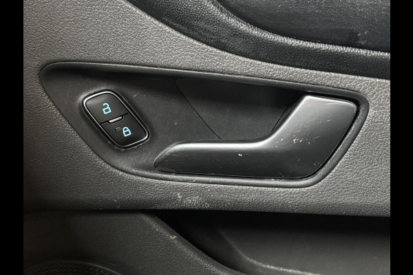 Ford Transit Custom 300 2.0 TDCI L2H1 Trend Dubbele Cabine Automaat Airco Bluetooth Cruise Control Navi Trekhaak