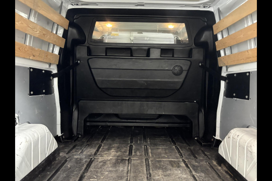 Ford Transit Custom 300 2.0 TDCI L2H1 Trend Dubbele Cabine Automaat Airco Bluetooth Cruise Control Navi Trekhaak