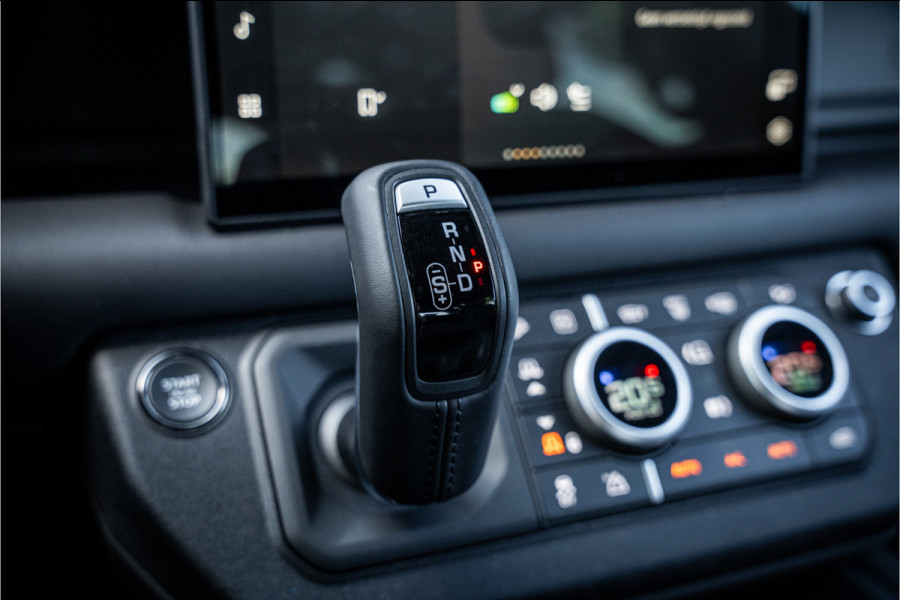 Land Rover Defender 110 2.0 P300e 110 X-Dynamic HSE ** URBAN ** 22inch ** Towing ** Cold Climate ** Dakspoiler ** Side Vents