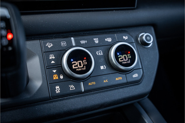 Land Rover Defender 110 2.0 P300e 110 X-Dynamic HSE ** URBAN ** 22inch ** Towing ** Cold Climate ** Dakspoiler ** Side Vents