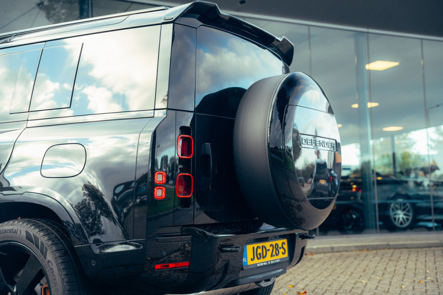 Land Rover Defender 110 2.0 P300e 110 X-Dynamic HSE ** URBAN ** 22inch ** Towing ** Cold Climate ** Dakspoiler ** Side Vents