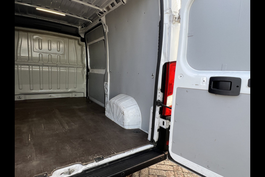 Opel Movano 2.2D 140 L2H2 3.5t