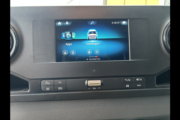 Mercedes-Benz Sprinter 317 CDI L2 H2 2800KG Trekhaak / MBUX / Camera / Navigatie / Stand kachel / Airco / 270 Graden achterdeuren