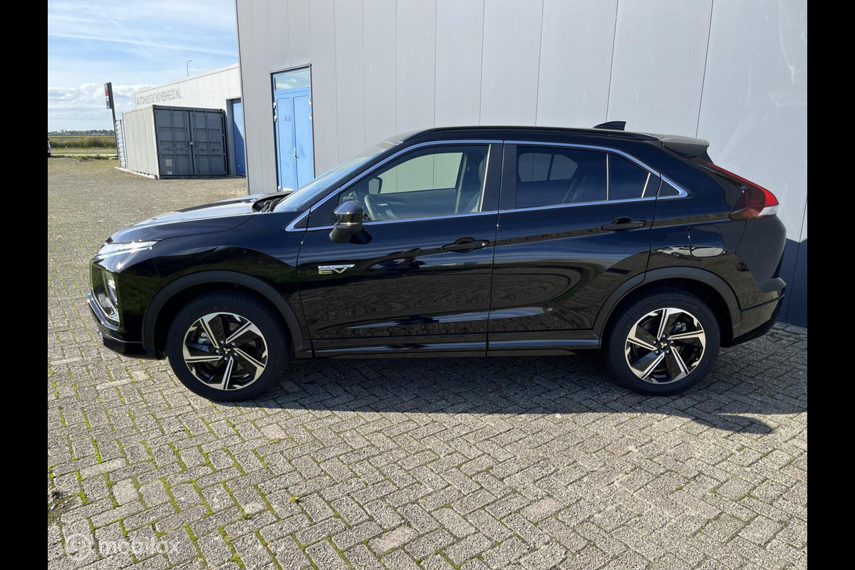 Mitsubishi Eclipse Cross 2.4 PHEV Executive Mitsubishi Eclipse Cross 2.4 PHEV Executive