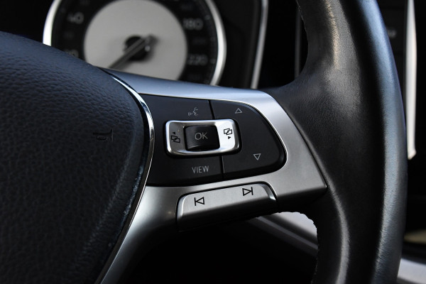 Volkswagen Touareg 3.0 TDI V6 Grijs Kenteken Bpm Vrij Adaptieve Cruise, Camera, Carplay, LED, 3500kg Trekhaak, Stoelverwarming, Automaat, Multimedia, 232pk, BOM VOL Volkswagen Touareg 3.0 TDI V6 Grijs Kenteken Bpm Vrij Adaptieve Cruise, Camera, Carplay, LED, 3500kg Trekhaak, Stoelverwarming, Automaat, Multimedia, 232pk, BOM VOL