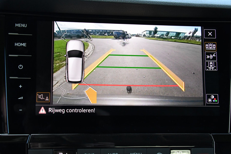Volkswagen Touareg 3.0 TDI V6 Grijs Kenteken Bpm Vrij Adaptieve Cruise, Camera, Carplay, LED, 3500kg Trekhaak, Stoelverwarming, Automaat, Multimedia, 232pk, BOM VOL Volkswagen Touareg 3.0 TDI V6 Grijs Kenteken Bpm Vrij Adaptieve Cruise, Camera, Carplay, LED, 3500kg Trekhaak, Stoelverwarming, Automaat, Multimedia, 232pk, BOM VOL