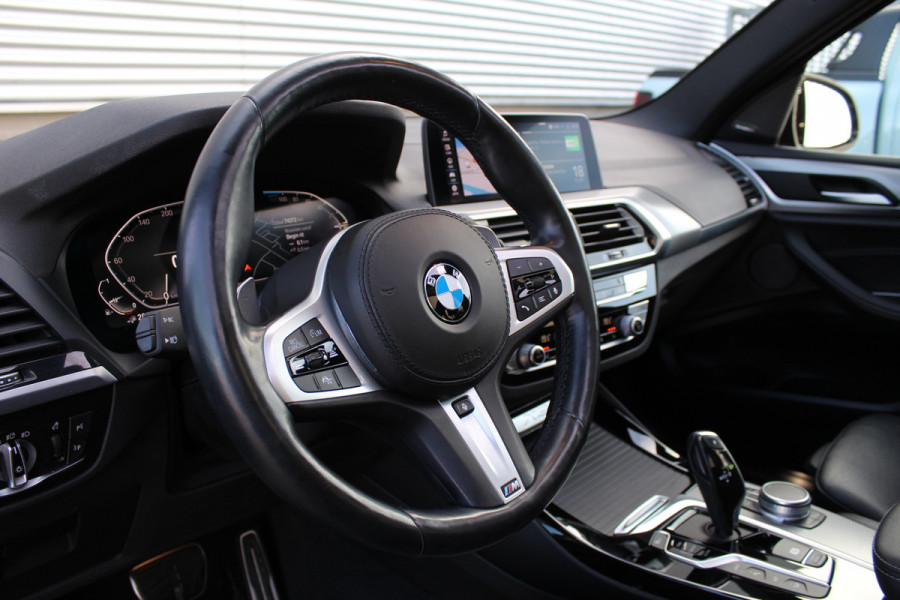 BMW X3 xDrive30e High Executive | M-Sport | Trekhaak | Panoramadak | 360 Camera | Leder | Harman Kardon BMW X3 xDrive30e High Executive | M-Sport | Trekhaak | Panoramadak | 360 Camera | Leder | Harman Kardon