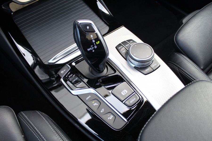 BMW X3 xDrive30e High Executive | M-Sport | Trekhaak | Panoramadak | 360 Camera | Leder | Harman Kardon BMW X3 xDrive30e High Executive | M-Sport | Trekhaak | Panoramadak | 360 Camera | Leder | Harman Kardon