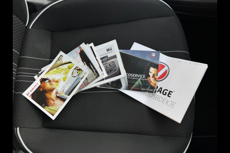 Seat Mii 1.0 Sport Connect | Panoramadak | Zeer netjes | Cruise | NAP