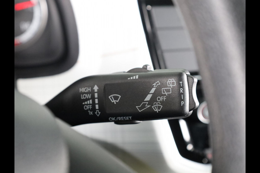 Seat Mii Electric electric 83pk | Climatronic | Bluetooth | DAB Radio Seat Mii Electric electric 83pk | Climatronic | Bluetooth | DAB Radio
