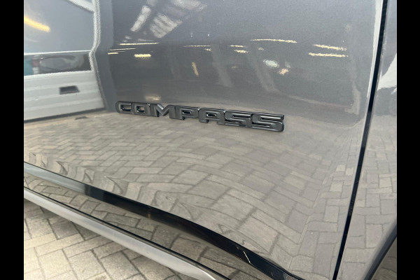 Jeep Compass S Summit 1.5T e-Hybrid