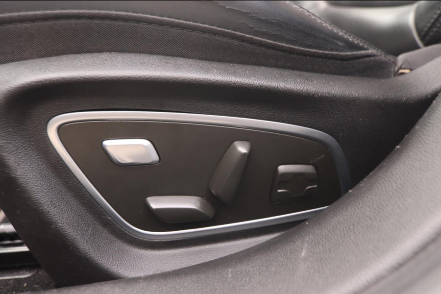 Renault Talisman Estate 1.6 TCe Initiale Paris Aut.|Navi Trekhaak Bose Camera Clima Stoelventilatie/verw. Massage Renault Talisman Estate 1.6 TCe Initiale Paris Aut.|Navi Trekhaak Bose Camera Clima Stoelventilatie/verw. Massage