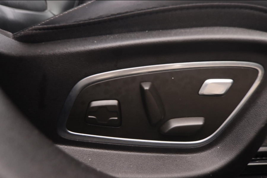 Renault Talisman Estate 1.6 TCe Initiale Paris Aut.|Navi Trekhaak Bose Camera Clima Stoelventilatie/verw. Massage Renault Talisman Estate 1.6 TCe Initiale Paris Aut.|Navi Trekhaak Bose Camera Clima Stoelventilatie/verw. Massage