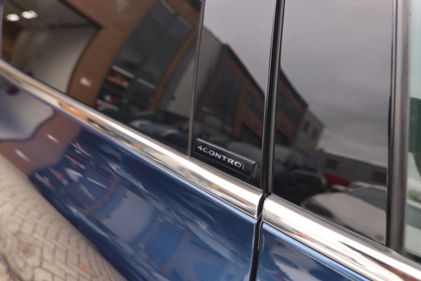 Renault Talisman Estate 1.6 TCe Initiale Paris Aut.|Navi Trekhaak Bose Camera Clima Stoelventilatie/verw. Massage Renault Talisman Estate 1.6 TCe Initiale Paris Aut.|Navi Trekhaak Bose Camera Clima Stoelventilatie/verw. Massage