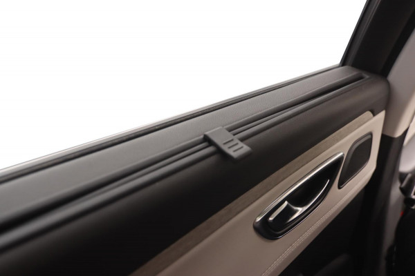 Renault Talisman Estate 1.6 TCe Initiale Paris Aut.|Navi Trekhaak Bose Camera Clima Stoelventilatie/verw. Massage Renault Talisman Estate 1.6 TCe Initiale Paris Aut.|Navi Trekhaak Bose Camera Clima Stoelventilatie/verw. Massage