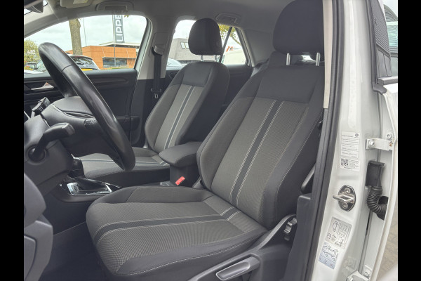 Volkswagen T-Roc 1.5 TSI Style Business | Automaat | Trekhaak | Virtual Cockpit | Topstaat!