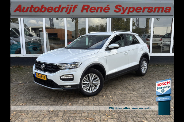 Volkswagen T-Roc 1.5 TSI Style Business | Automaat | Trekhaak | Virtual Cockpit | Topstaat!