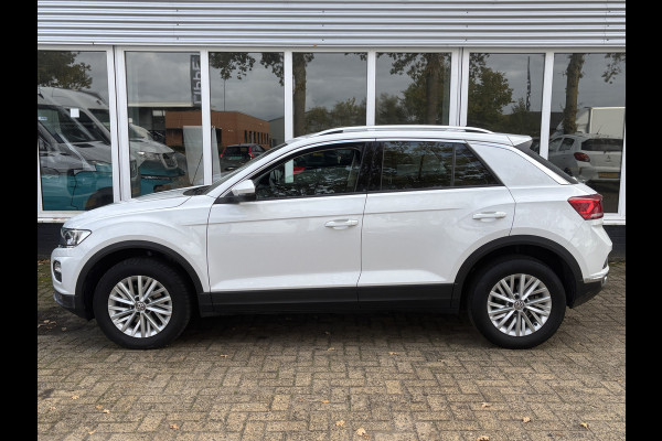 Volkswagen T-Roc 1.5 TSI Style Business | Automaat | Trekhaak | Virtual Cockpit | Topstaat!