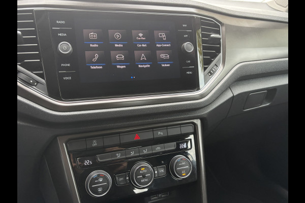 Volkswagen T-Roc 1.5 TSI Style Business | Automaat | Trekhaak | Virtual Cockpit | Topstaat!