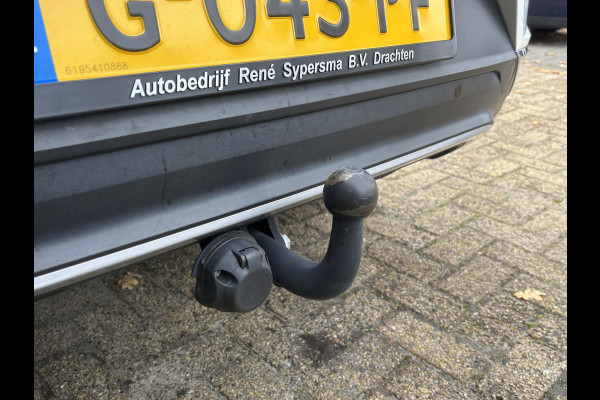 Volkswagen T-Roc 1.5 TSI Style Business | Automaat | Trekhaak | Virtual Cockpit | Topstaat!