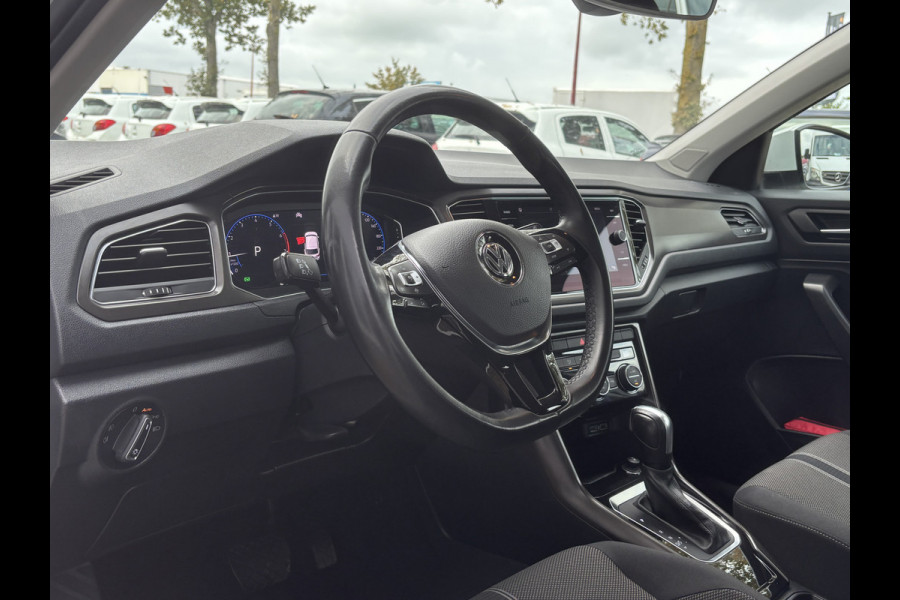 Volkswagen T-Roc 1.5 TSI Style Business | Automaat | Trekhaak | Virtual Cockpit | Topstaat!