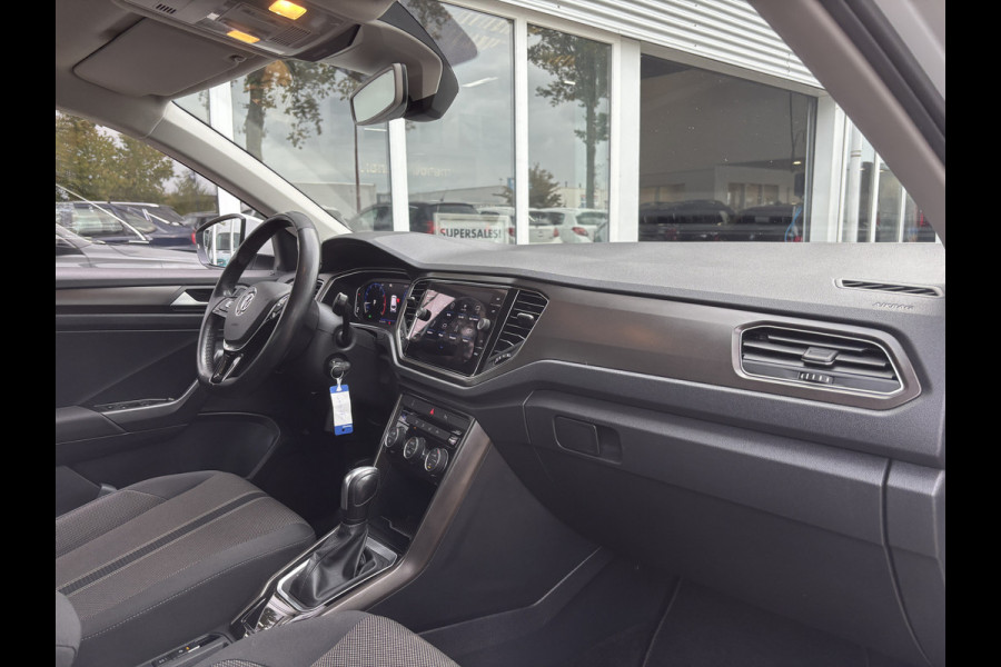 Volkswagen T-Roc 1.5 TSI Style Business | Automaat | Trekhaak | Virtual Cockpit | Topstaat!
