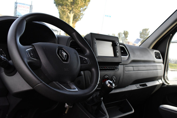 Renault Master T35 2.3 dCi 150 L2H2 PB Edition Camera, Cruise, Carplay, Clima, 150pk, Trekhaak, Multimedia, NAVI, Uniek! Renault Master T35 2.3 dCi 150 L2H2 PB Edition Camera, Cruise, Carplay, Clima, 150pk, Trekhaak, Multimedia, NAVI, Uniek!