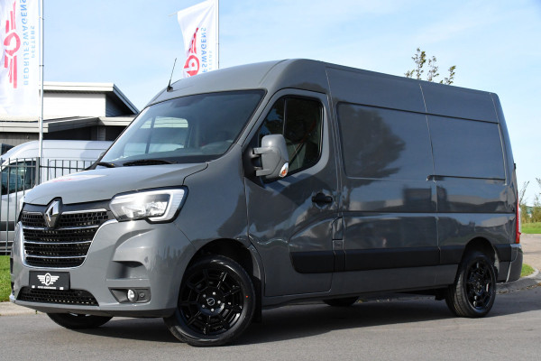 Renault Master T35 2.3 dCi 150 L2H2 PB Edition Camera, Cruise, Carplay, Clima, 150pk, Trekhaak, Multimedia, NAVI, Uniek! Renault Master T35 2.3 dCi 150 L2H2 PB Edition Camera, Cruise, Carplay, Clima, 150pk, Trekhaak, Multimedia, NAVI, Uniek!