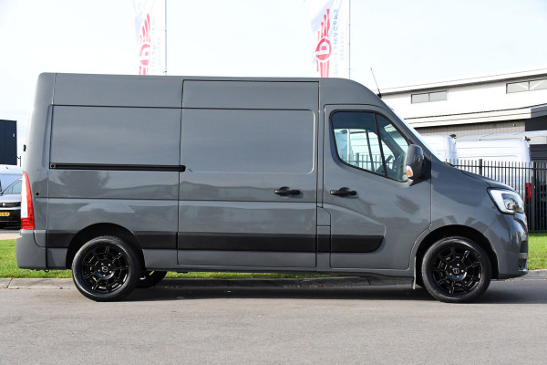 Renault Master T35 2.3 dCi 150 L2H2 PB Edition Camera, Cruise, Carplay, Clima, 150pk, Trekhaak, Multimedia, NAVI, Uniek! Renault Master T35 2.3 dCi 150 L2H2 PB Edition Camera, Cruise, Carplay, Clima, 150pk, Trekhaak, Multimedia, NAVI, Uniek!