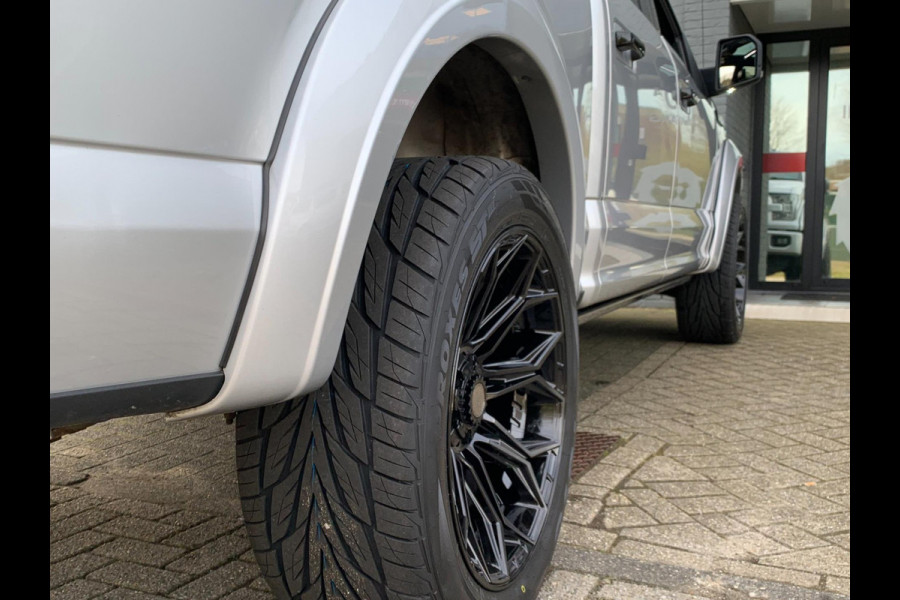 Ford USA F-150 Black edition 3.5 V6 Lage Bijtelling SuperCrew PANO Ford USA F-150 Black edition 3.5 V6 Lage Bijtelling SuperCrew PANO