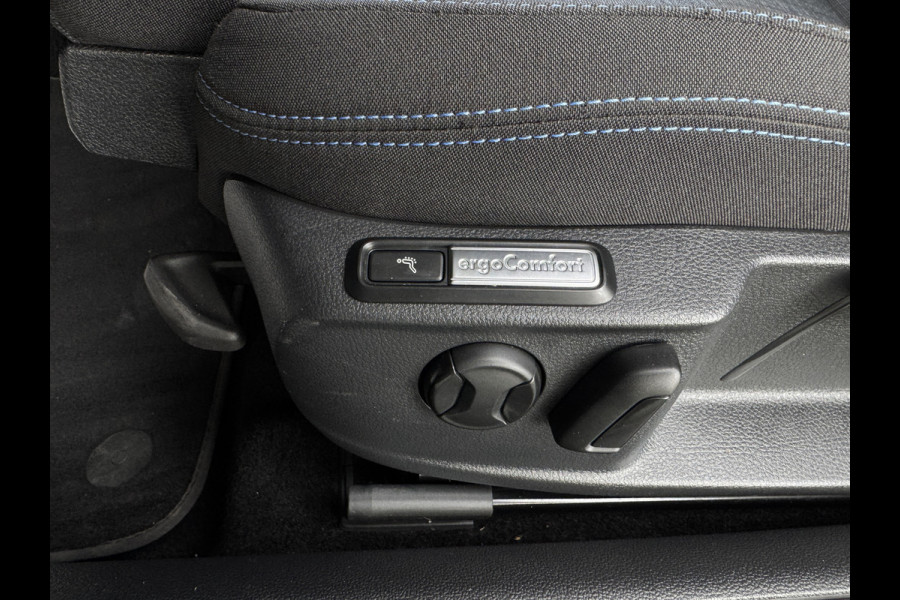 Volkswagen Passat Variant 218PK DSG HYBRID GTE BUSINESS CAMERA//SIDE-ASSIST/STUURVERW.