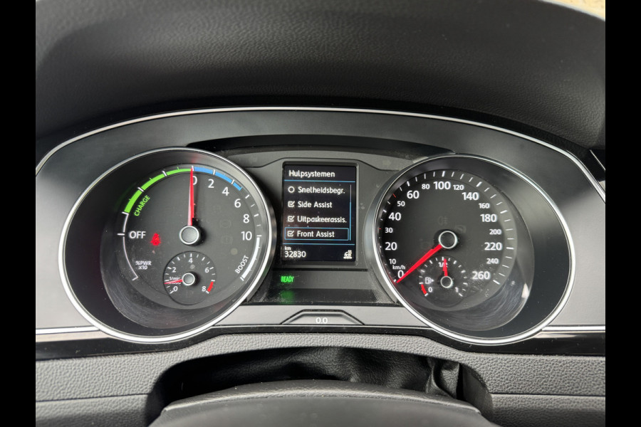 Volkswagen Passat Variant 218PK DSG HYBRID GTE BUSINESS CAMERA//SIDE-ASSIST/STUURVERW.