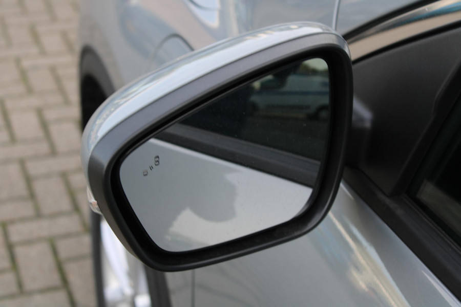 Ford Kuga 2.5 PHEV Titanium 243pk |  Driver Assistance Pack | Winterpack | Wegklapbare Trekhaak | All Weatherbanden | Reserveband Ford Kuga 2.5 PHEV Titanium 243pk |  Driver Assistance Pack | Winterpack | Wegklapbare Trekhaak | All Weatherbanden | Reserveband