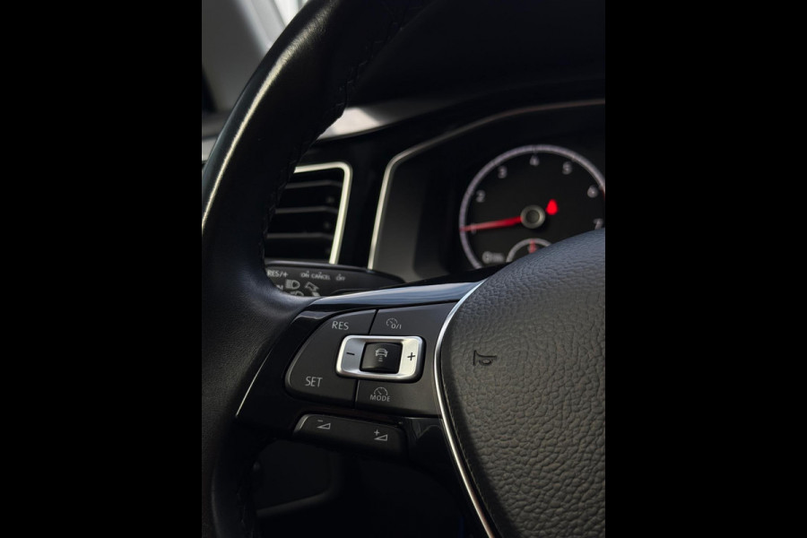 Volkswagen Polo 1.0 TSI R-line CarPlay Camera