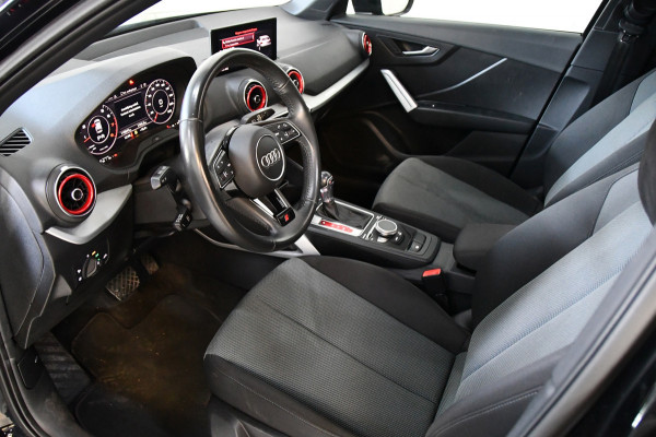 Audi Q2 35 TFSI S Edition, Blackline, Panoramadak Audi Q2 35 TFSI S Edition, Blackline, Panoramadak