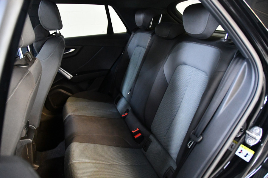 Audi Q2 35 TFSI S Edition, Blackline, Panoramadak Audi Q2 35 TFSI S Edition, Blackline, Panoramadak