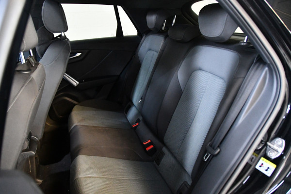 Audi Q2 35 TFSI S Edition, Blackline, Panoramadak Audi Q2 35 TFSI S Edition, Blackline, Panoramadak