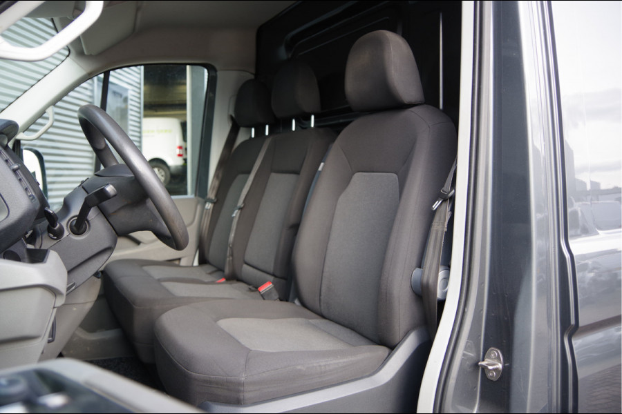 Volkswagen Crafter 35 2.0 TDI L3H3 Highline LED, 140PK, TREKHAAK, E6, APPLE CARPLAY, CRUISE, AIRCO Volkswagen Crafter 35 2.0 TDI L3H3 Highline LED, 140PK, TREKHAAK, E6, APPLE CARPLAY, CRUISE, AIRCO