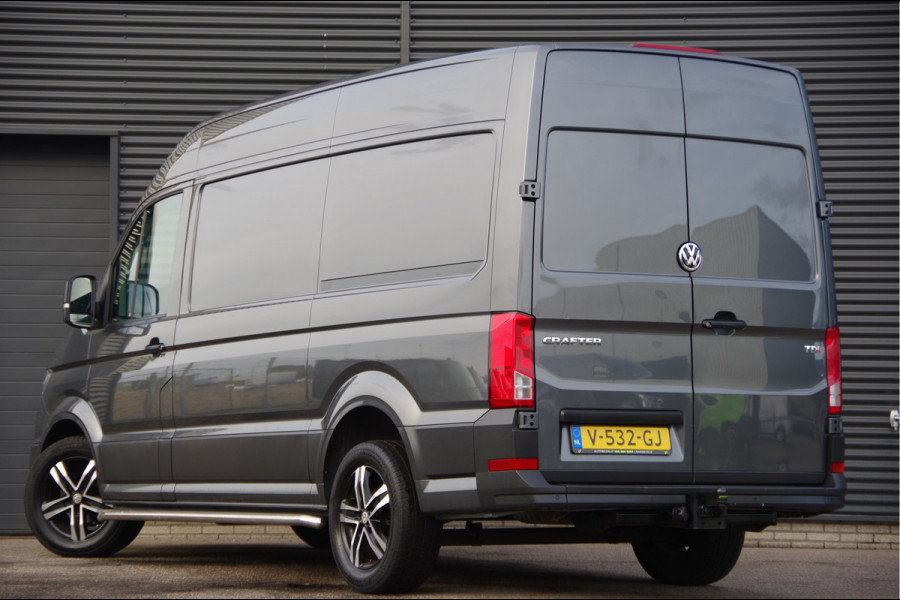 Volkswagen Crafter 35 2.0 TDI L3H3 Highline LED, 140PK, TREKHAAK, E6, APPLE CARPLAY, CRUISE, AIRCO Volkswagen Crafter 35 2.0 TDI L3H3 Highline LED, 140PK, TREKHAAK, E6, APPLE CARPLAY, CRUISE, AIRCO
