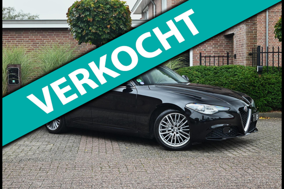 Alfa Romeo Giulia 2.0T Super 200 PK Aut. Leder Camera Memory Stuurwiel verw. Keyless 18'' Alfa Romeo Giulia 2.0T Super 200 PK Aut. Leder Camera Memory Stuurwiel verw. Keyless 18''