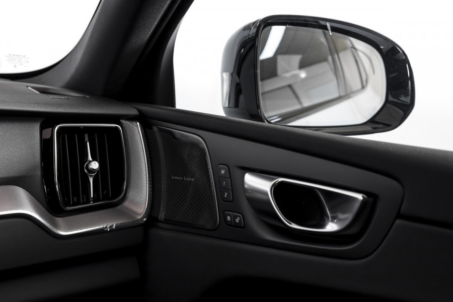 Volvo XC60 2.0 T8 Plug-in hybrid AWD Plus Black Edition - Automaat | S/K Panodak | Dig.Cockpit | Adapt.Cruise | Stoel-+Stuurverw. | 360 Camera | NAV+App.Connect | Auto.Airco | Harmon Kardon | LM 21" | 2481